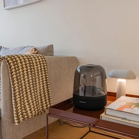 Appartement Deluxe 2bdr W/ Patio By Lovelystay
